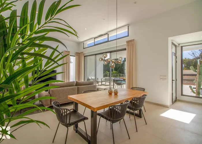 Villa Aquiles By Abahana Calpe