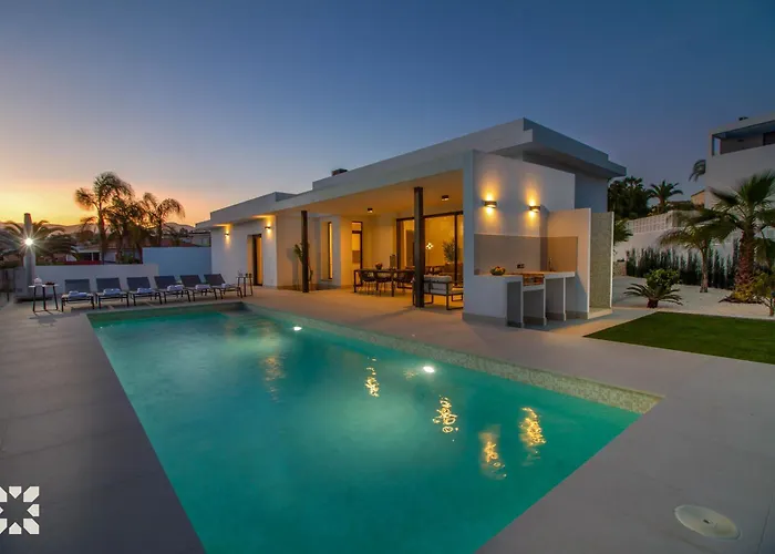 Aquiles By Abahana Villa *